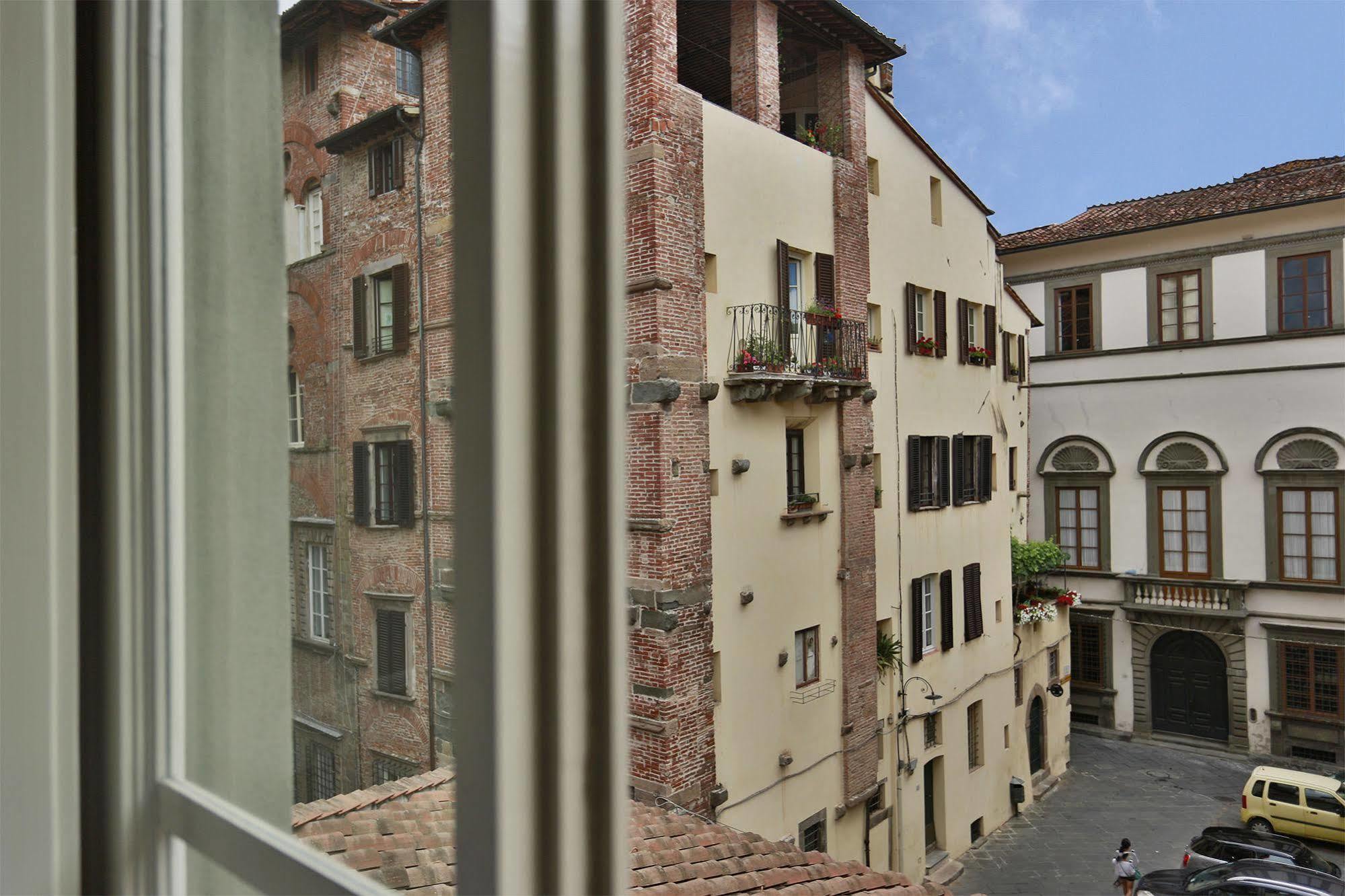 Guest Apartment Margherita Lucca Exterior photo